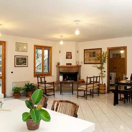Casale Mi Cantino * Bevagna